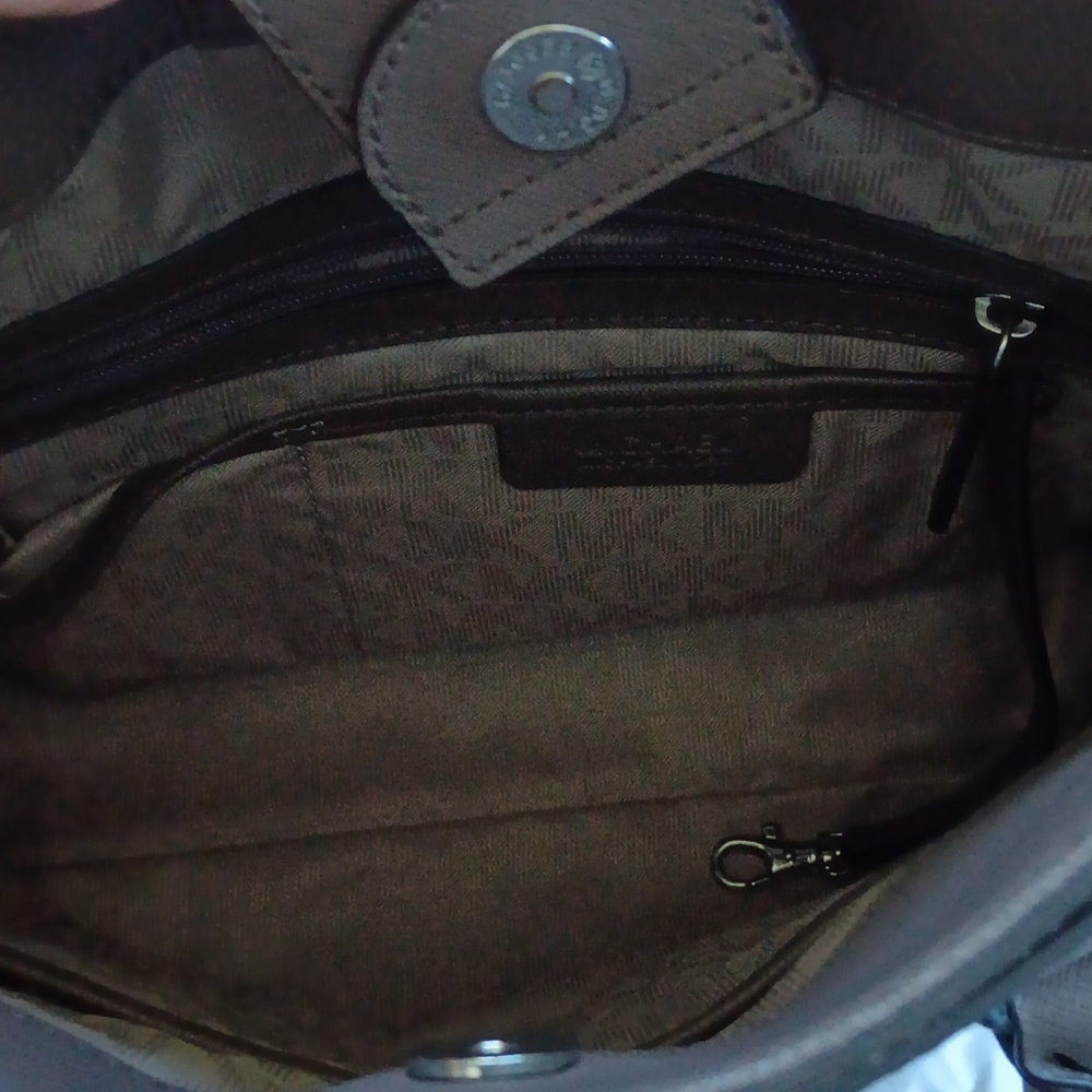 Purse - Picture 4 of 4
